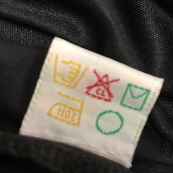 Black dress with beautiful bead / sequin detail - Picture 12 of 13